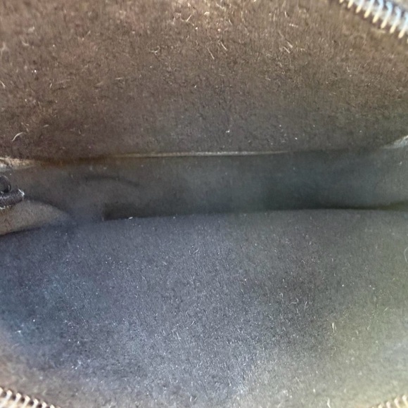 Coach Mini Hadley Zip Crossbody Bag (style number 9935) in black leather - Picture 2 of 6